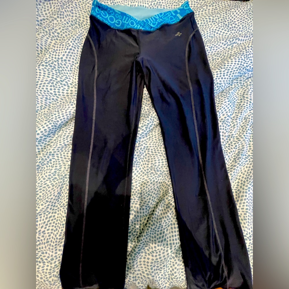 Grey with blue ribbon workout flare pant